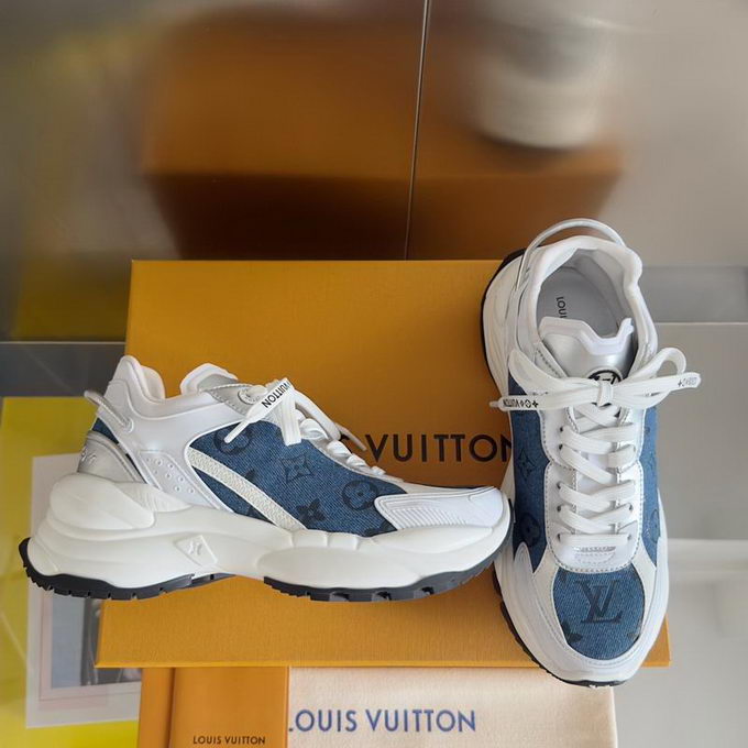 Louis Vuitton Sneakers Wmns ID:20250217-113